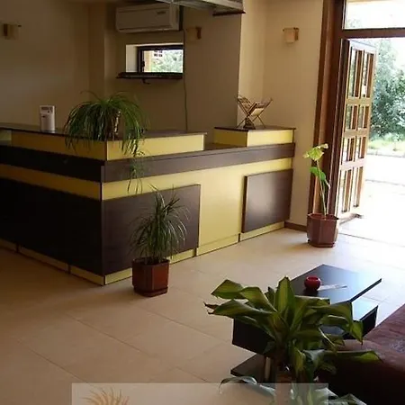 Гостьовий будинок Vila Casa Andrei-maria Ефоріє-Норд